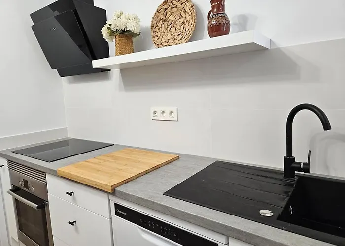 Апартаменти Top30 Precioso Atico Con Terraza 1a104 *